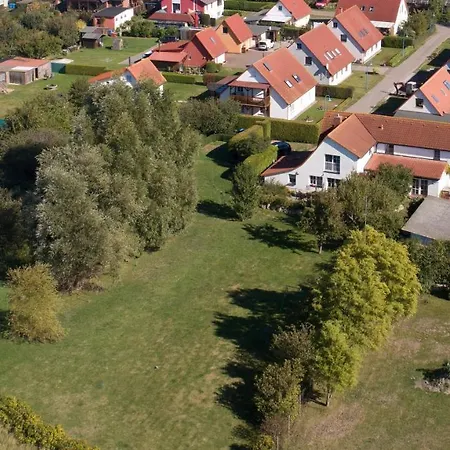 Froschkonig Mit 2 Schlafzimmer Apartment